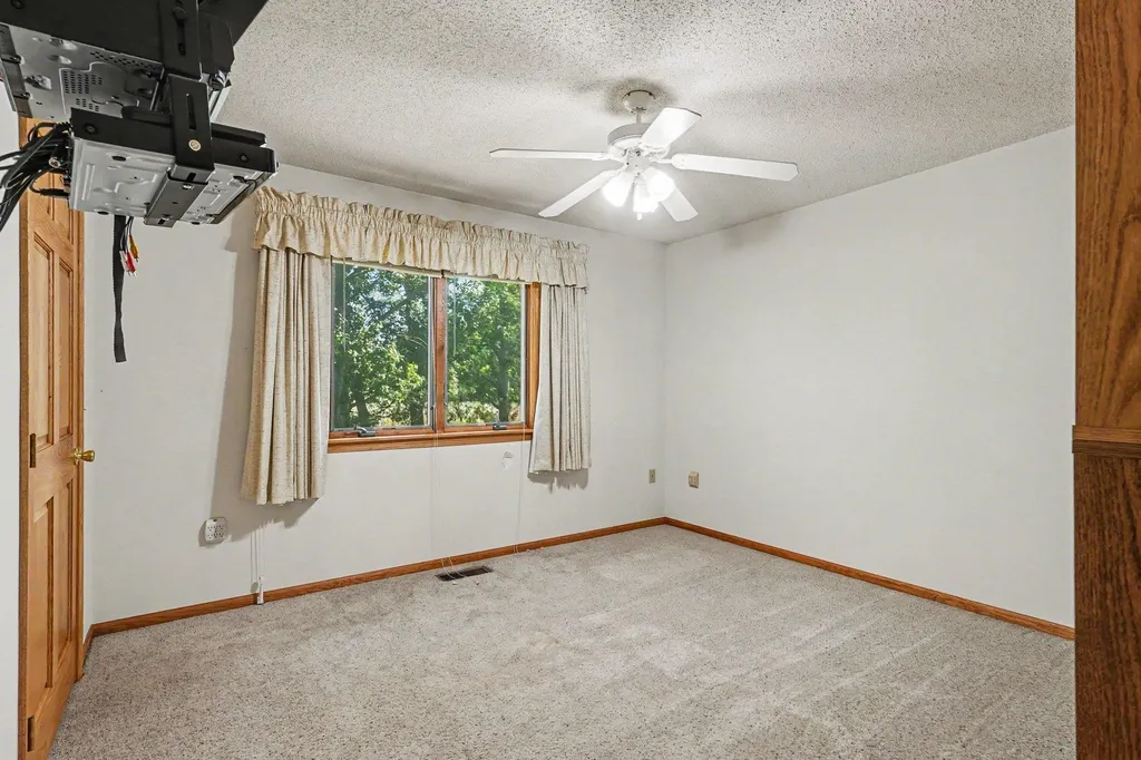 935 S Crawford Road Union Charter Township MI 48858