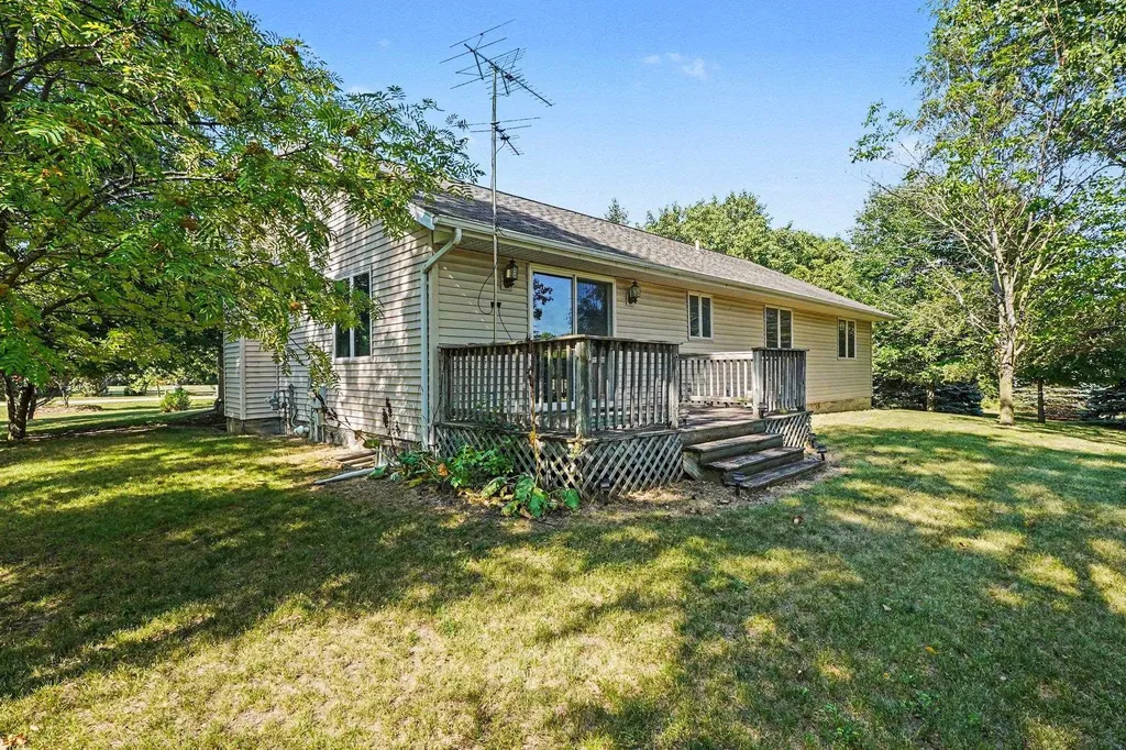 935 S Crawford Road Union Charter Township MI 48858