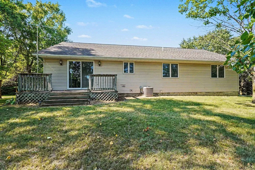 935 S Crawford Road Union Charter Township MI 48858