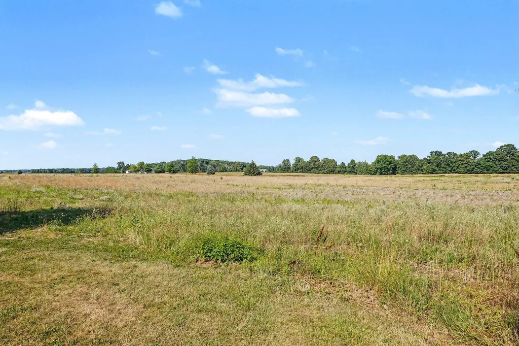 935 S Crawford Road Union Charter Township MI 48858
