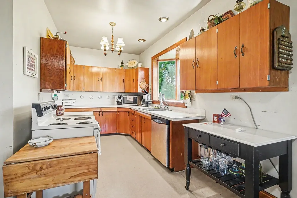 3780 E Coe Road Lincoln Township MI 48883