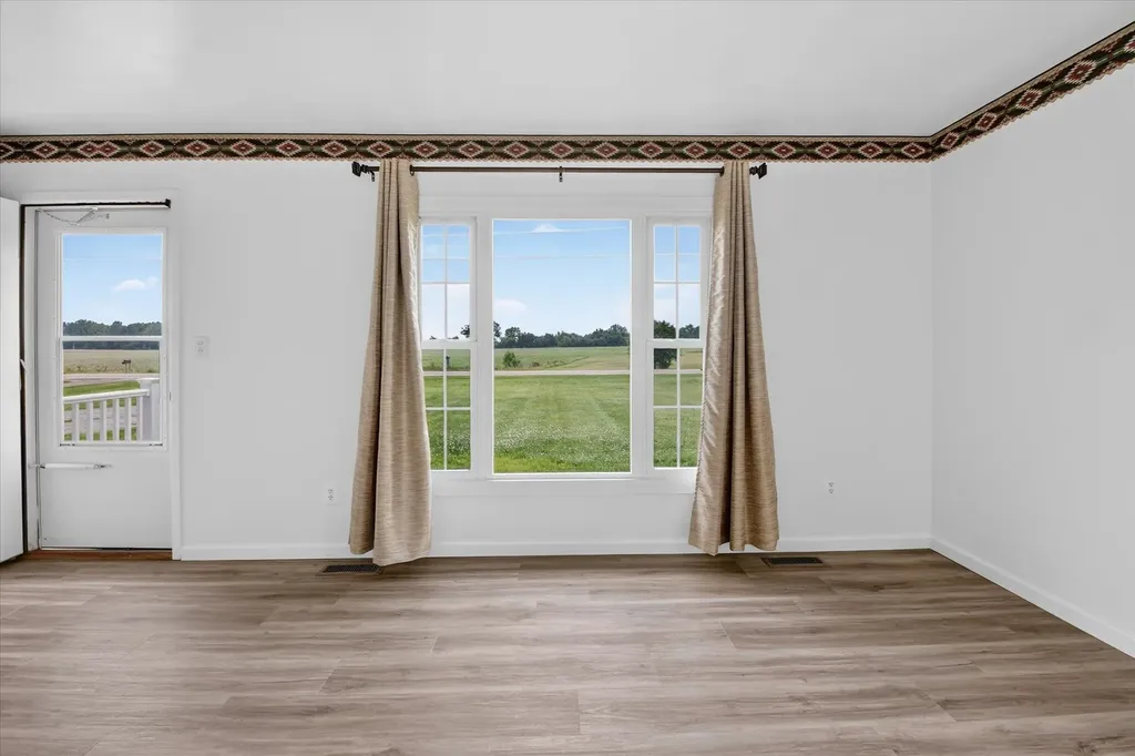 7898 E Broomfield Road Chippewa Township MI 48858