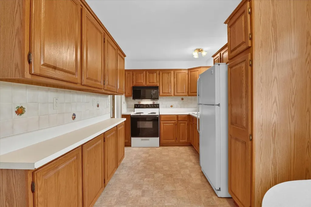 7898 E Broomfield Road Chippewa Township MI 48858