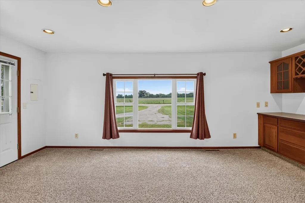 7898 E Broomfield Road Chippewa Township MI 48858