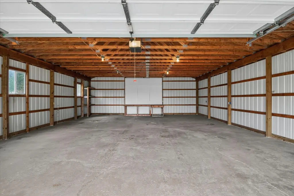 7898 E Broomfield Road Chippewa Township MI 48858