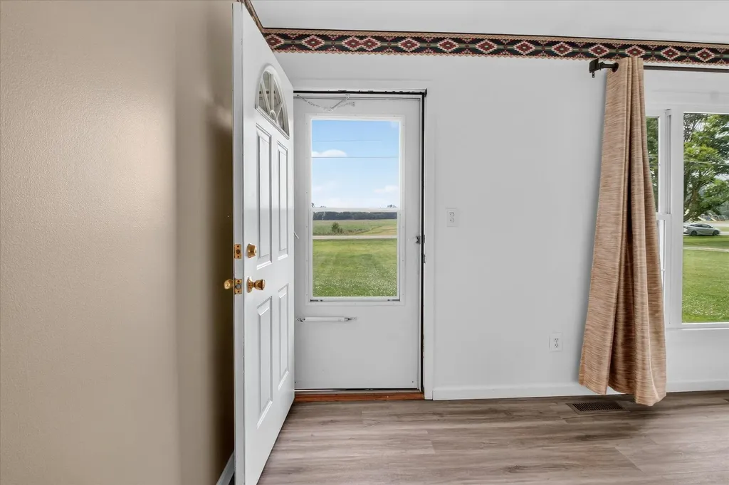 7898 E Broomfield Road Chippewa Township MI 48858