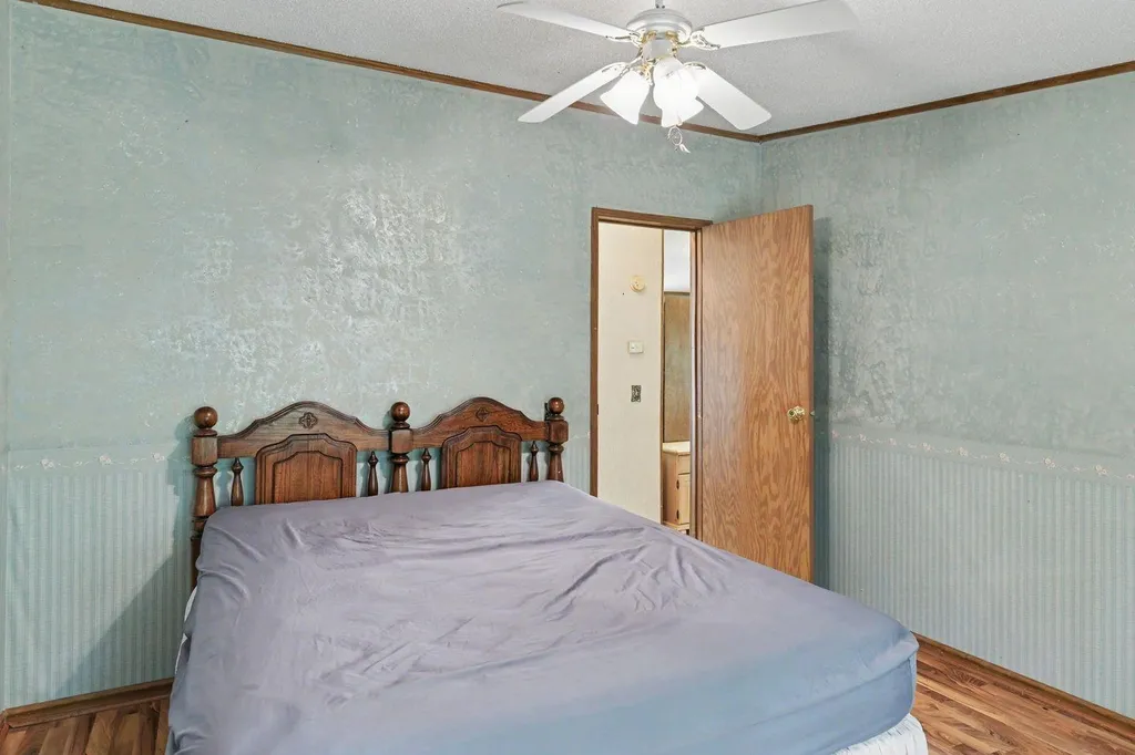 11572 NE Centralia Avenue Bear Lake Township MI 49646