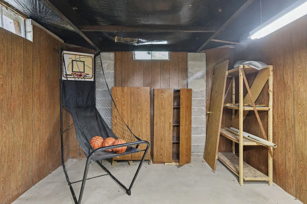 11572 NE Centralia Avenue Bear Lake Township MI 49646