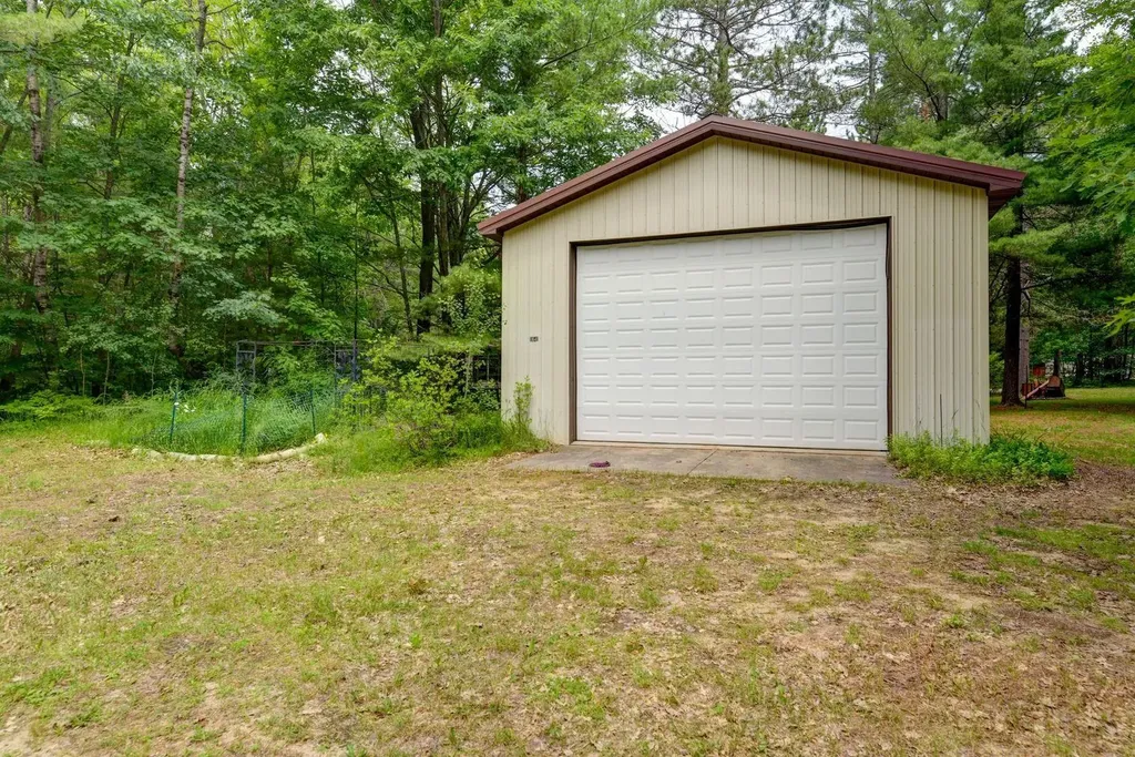 11572 NE Centralia Avenue Bear Lake Township MI 49646