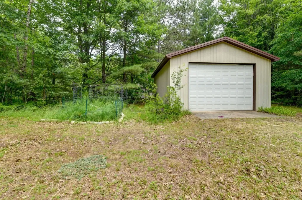 11572 NE Centralia Avenue Bear Lake Township MI 49646