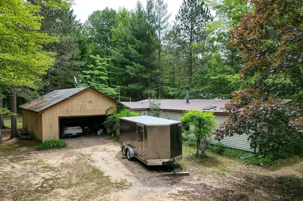 11572 NE Centralia Avenue Bear Lake Township MI 49646