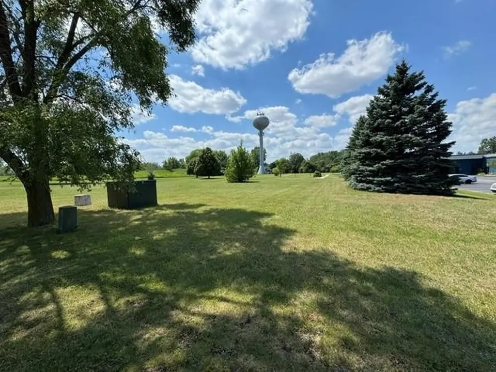 2426 Parkway Drive Union Charter Township MI 48858