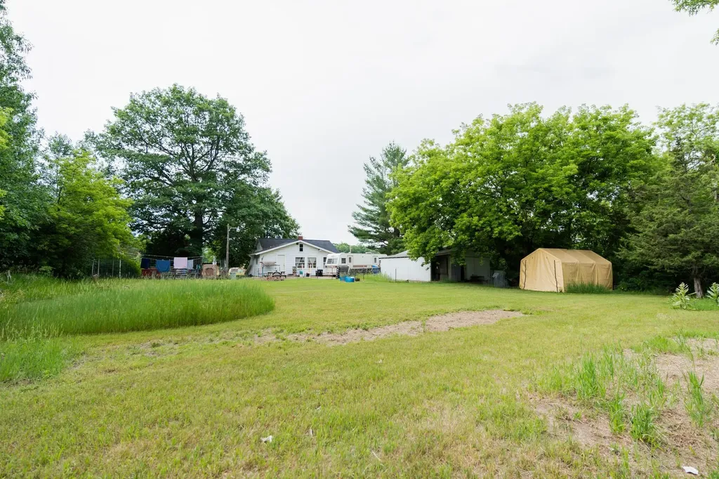 8196 Ludington Drive Garfield Township MI 48632