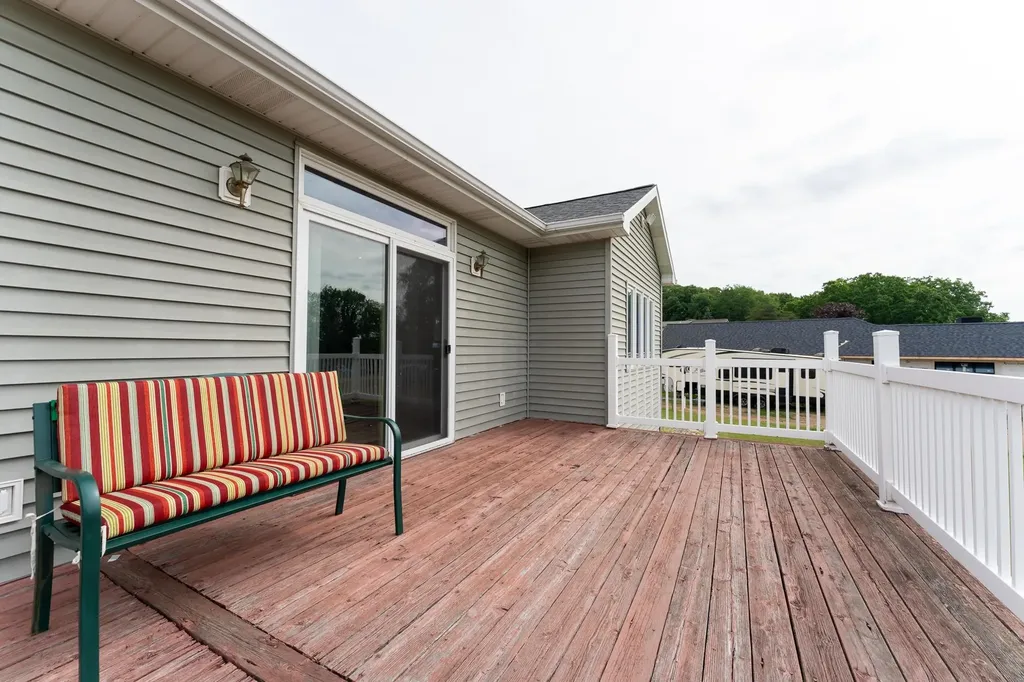 1081 Bundy Drive Broomfield Township MI 48893