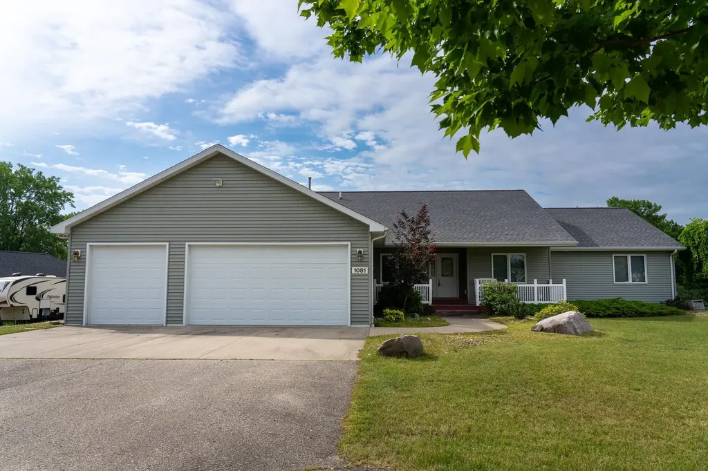 1081 Bundy Drive Broomfield Township MI 48893