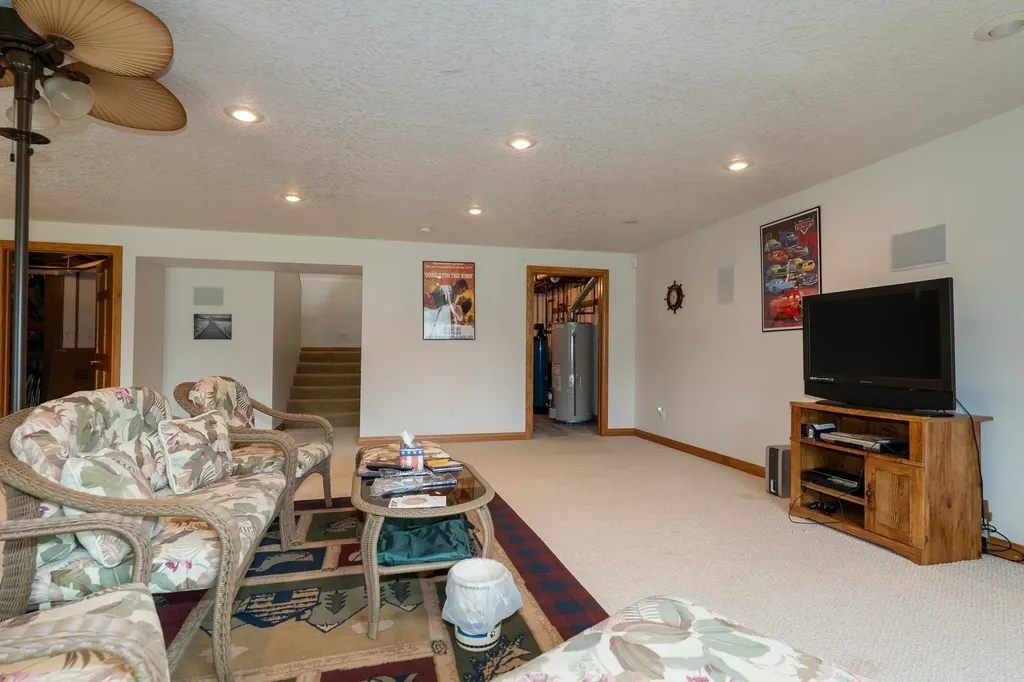1081 Bundy Drive Broomfield Township MI 48893