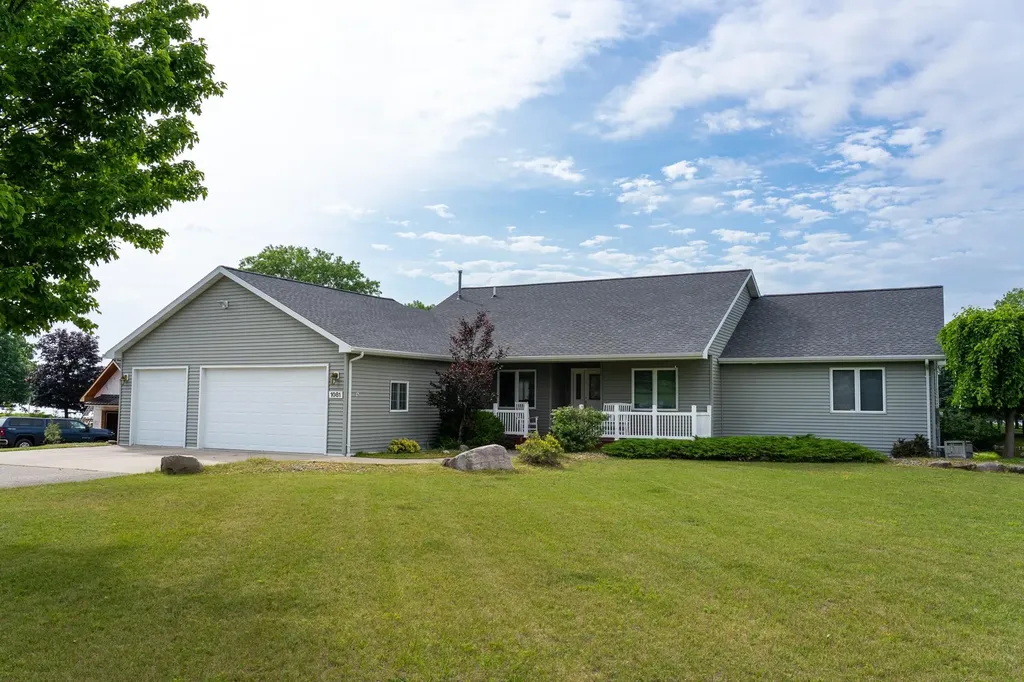 1081 Bundy Drive Broomfield Township MI 48893
