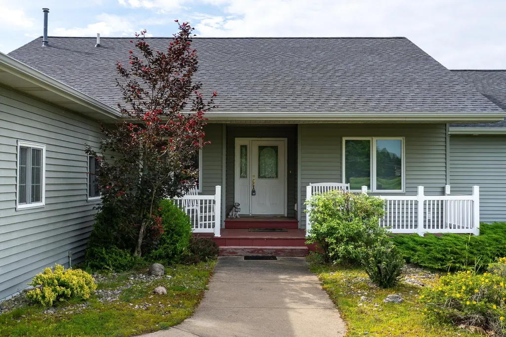 1081 Bundy Drive Broomfield Township MI 48893