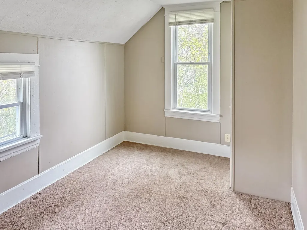 316 Euclid Street Alma City MI 48801