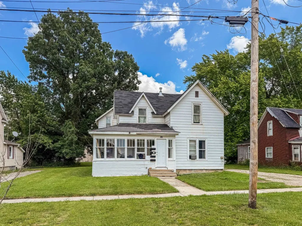316 Euclid Street Alma City MI 48801