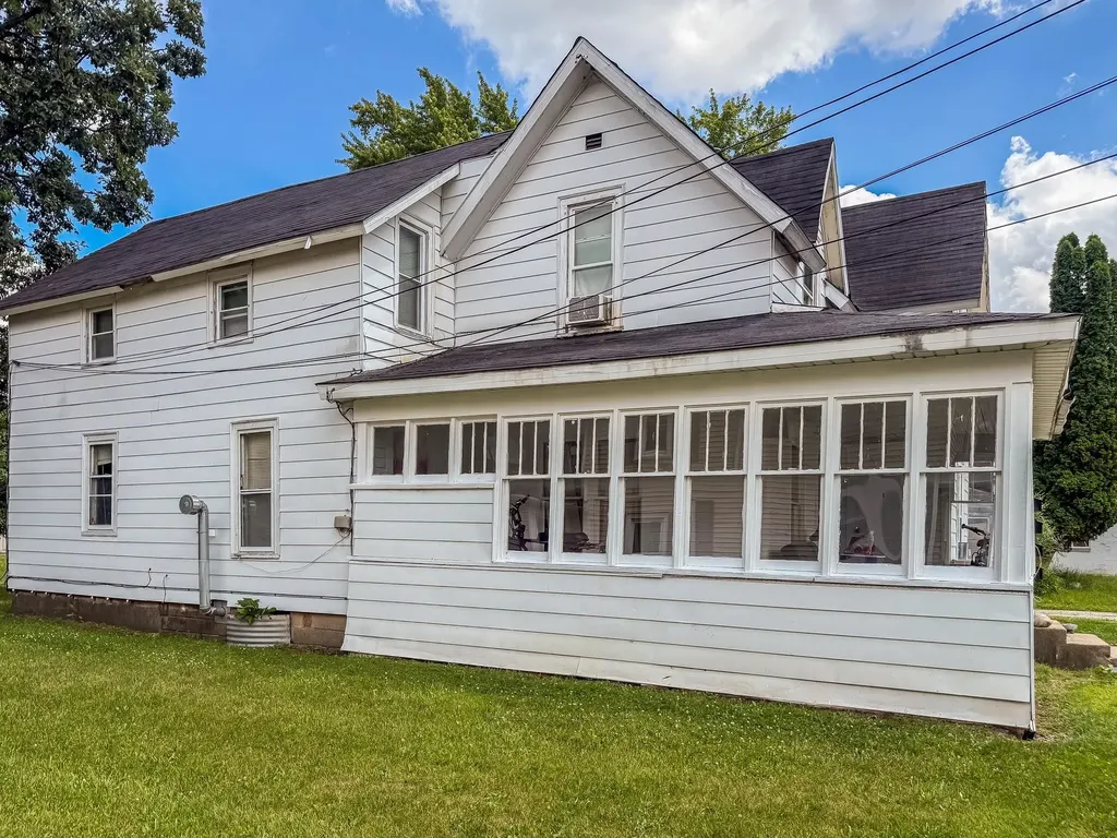 316 Euclid Street Alma City MI 48801
