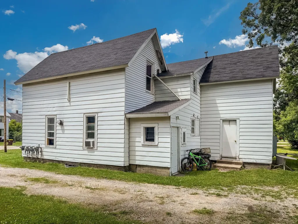 316 Euclid Street Alma City MI 48801