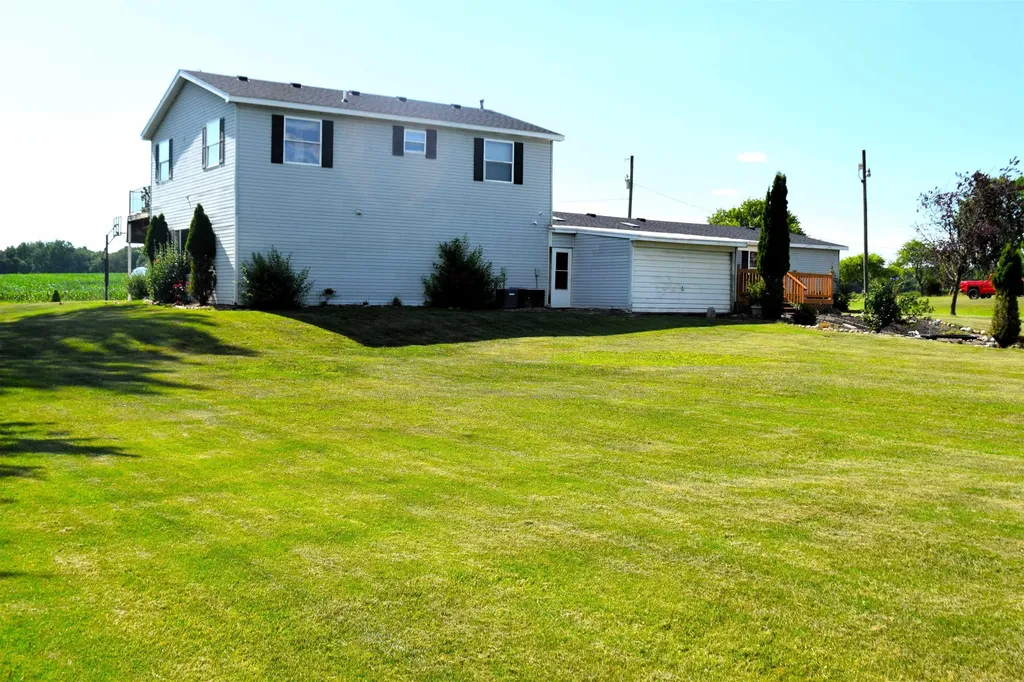 8941 S Mission Road Lincoln Township MI 48858
