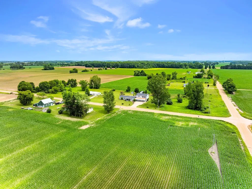 8941 S Mission Road Lincoln Township MI 48858