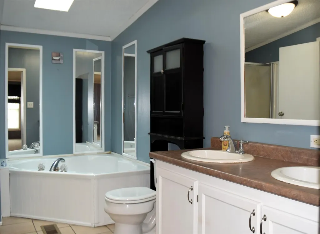 8941 S Mission Road Lincoln Township MI 48858