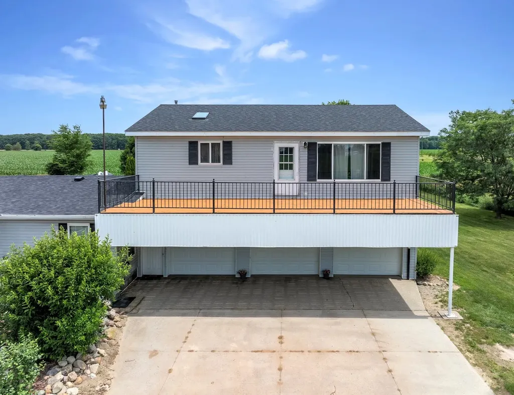 8941 S Mission Road Lincoln Township MI 48858