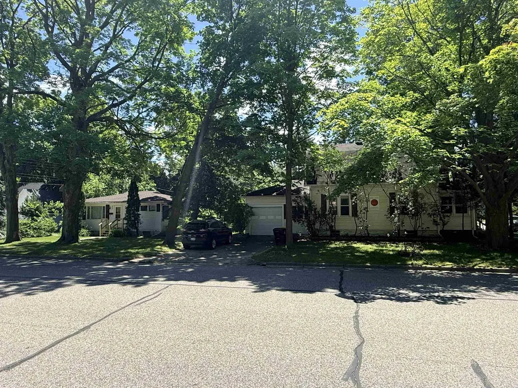 524 N Kinney Mt. Pleasant City MI 48858