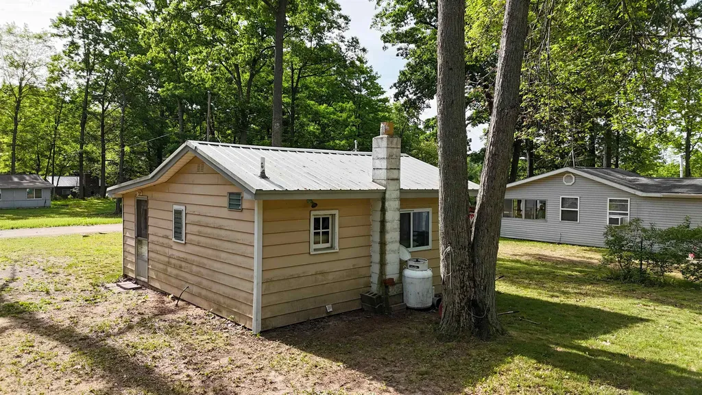 5341/5353 Glendale Hayes Township MI 48625