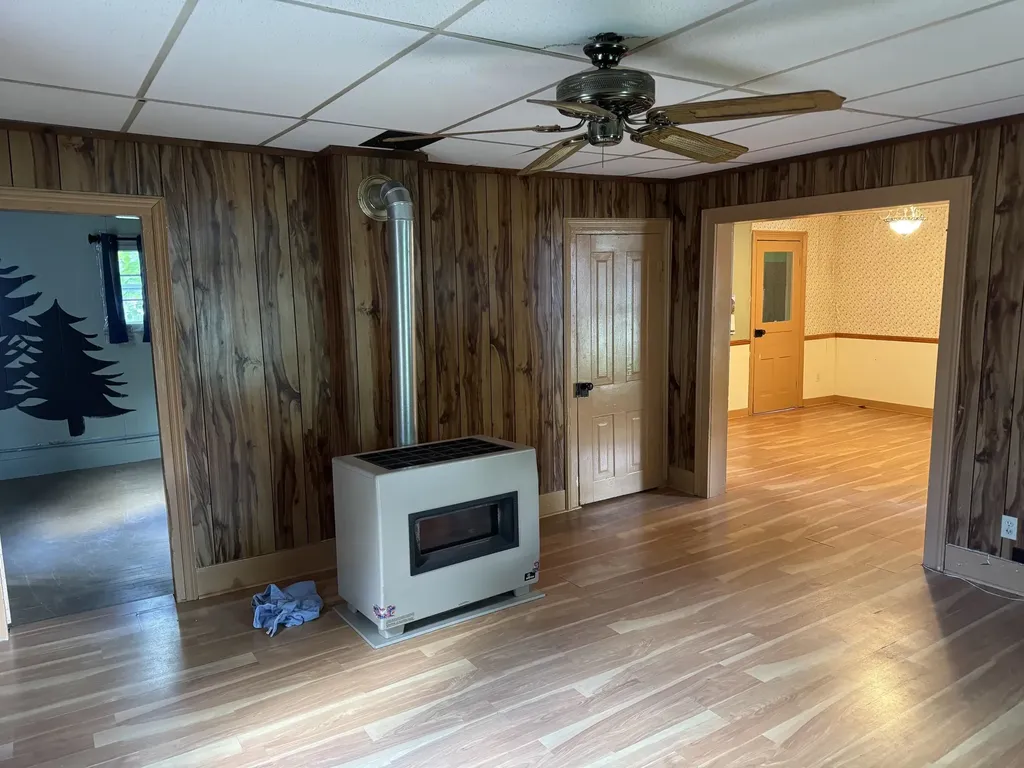225 N Hayes Street Farwell Village MI 48622