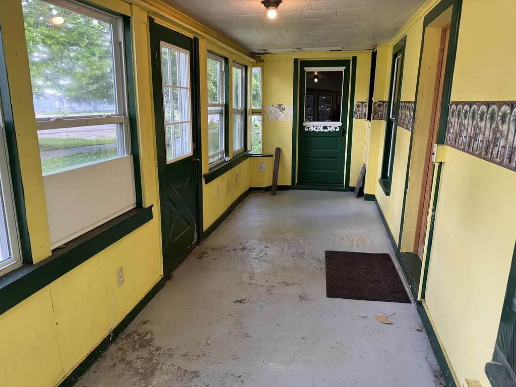 225 N Hayes Street Farwell Village MI 48622