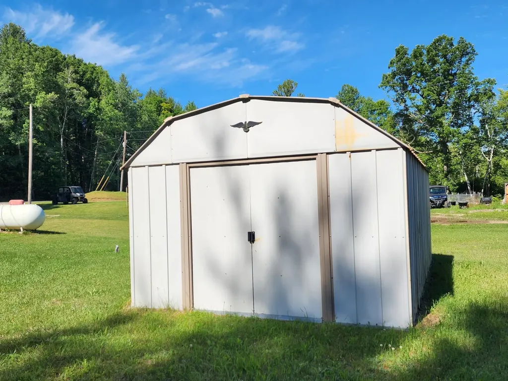 10221 E Church Road Richland Township MI 48891
