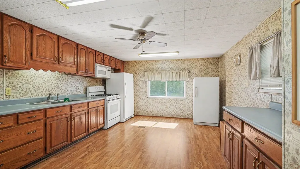 10221 E Church Road Richland Township MI 48891