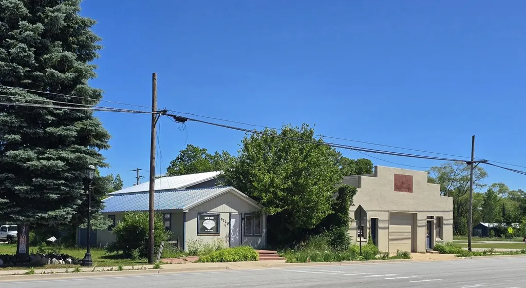 8222 NW Rapid City Road Clearwater Township MI 49676