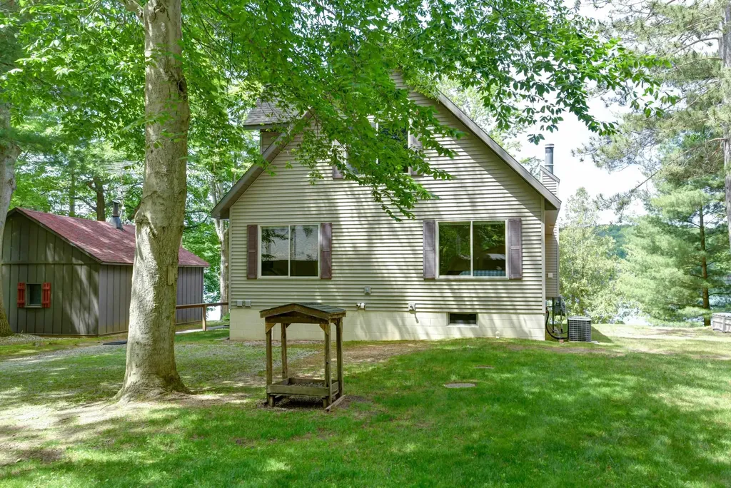 6777 Blue Lake Road, NE Kalkaska Township MI 49646