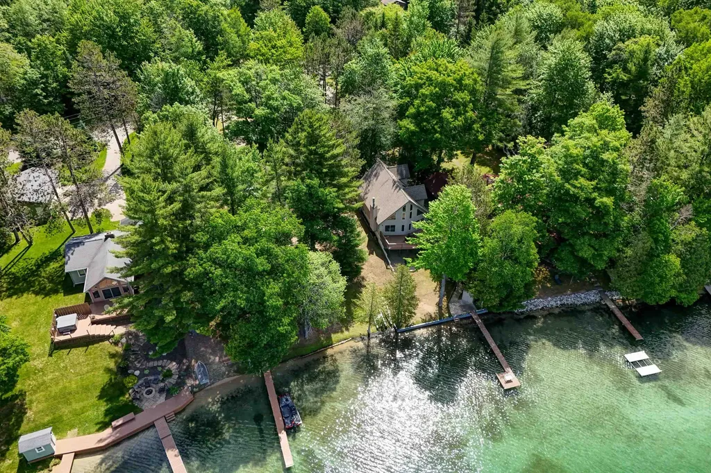 6777 Blue Lake Road, NE Kalkaska Township MI 49646