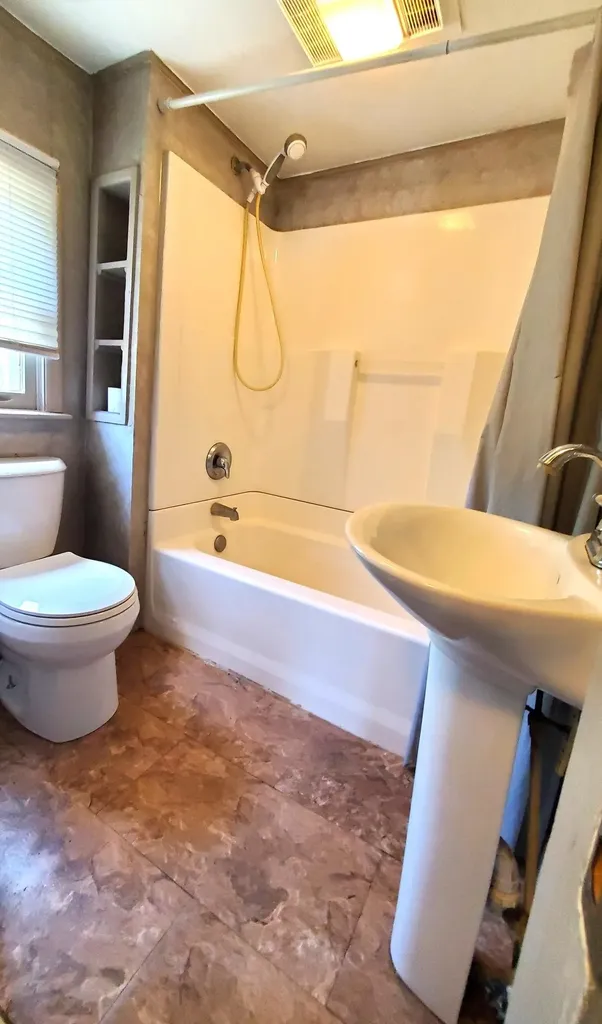 659 Prairie Street Clare City MI 48617