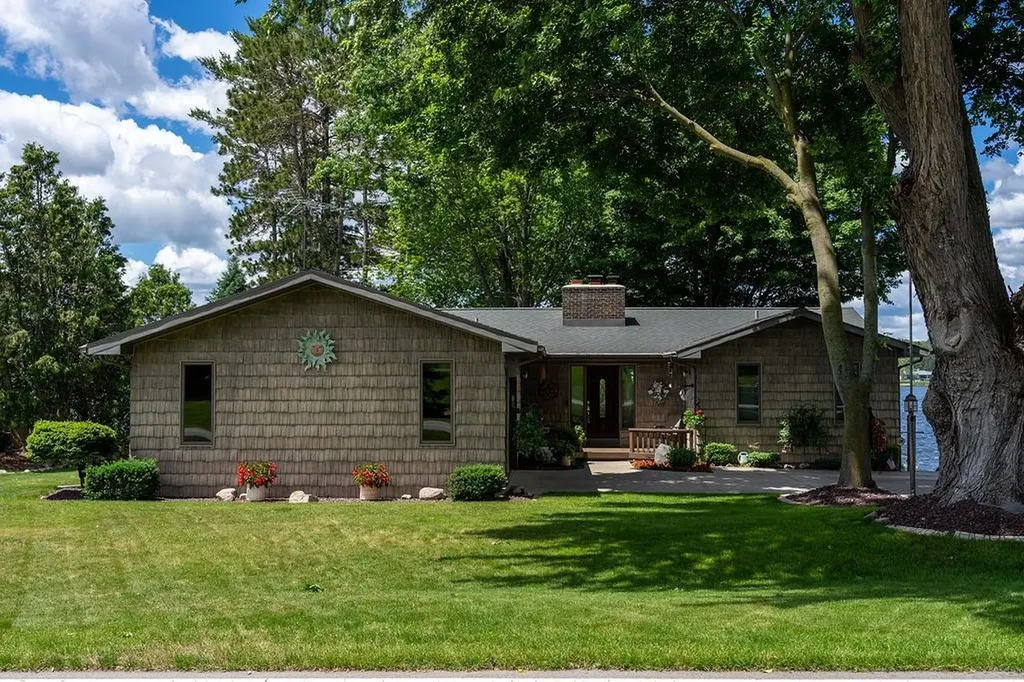 1056 Clubhouse Drive Sherman Township MI 48893