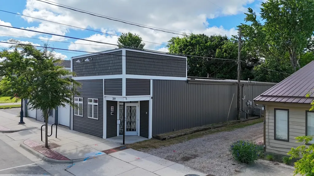 309 W Michigan Mt. Pleasant City MI 48858