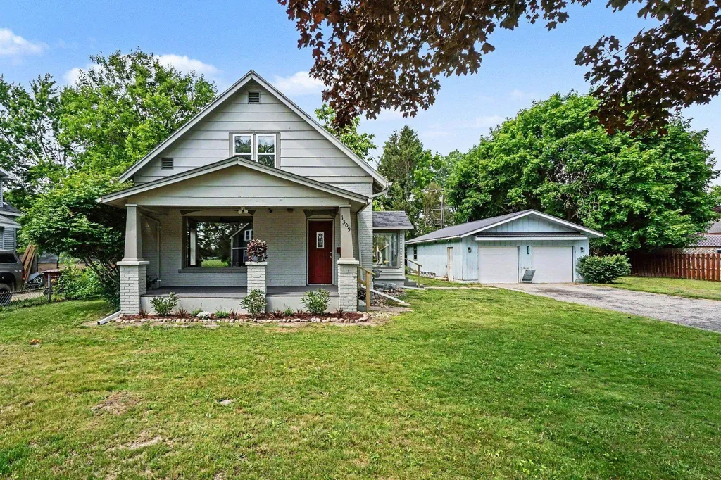 1309 Rosedale Street Alma City MI 48801