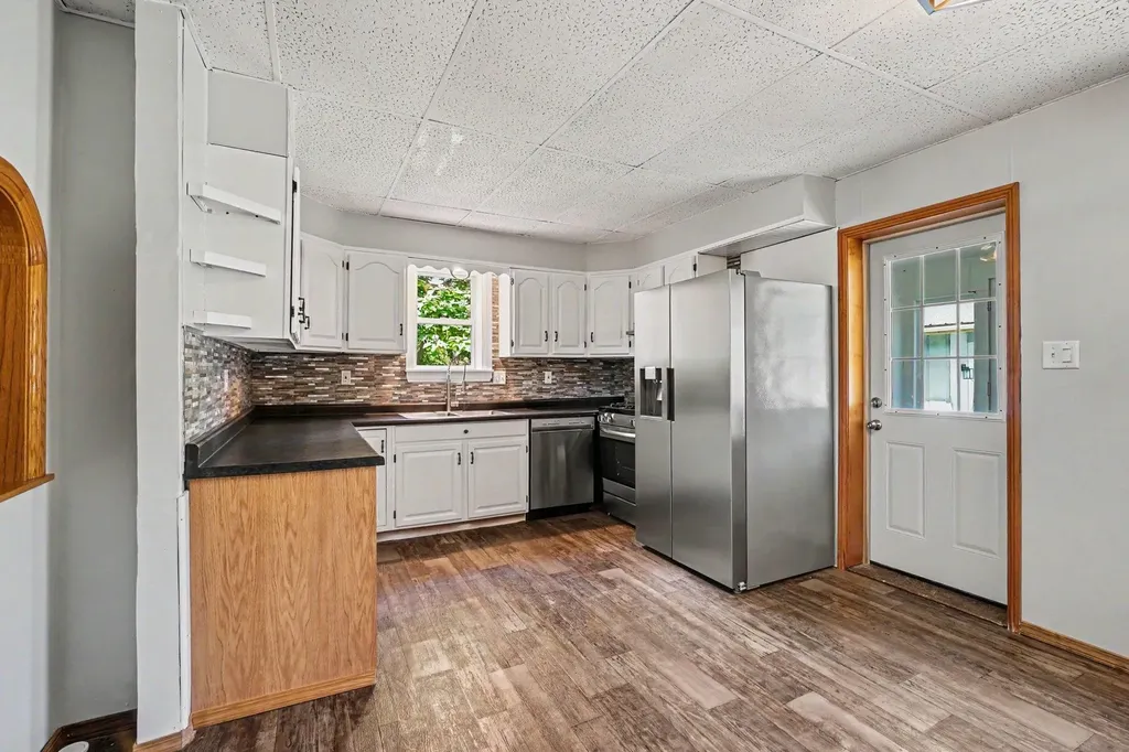 1309 Rosedale Street Alma City MI 48801