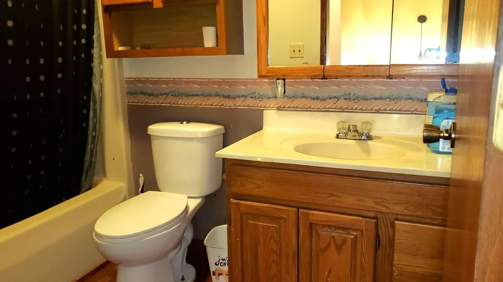 2704 W Deerfield Road Deerfield Township MI 48858
