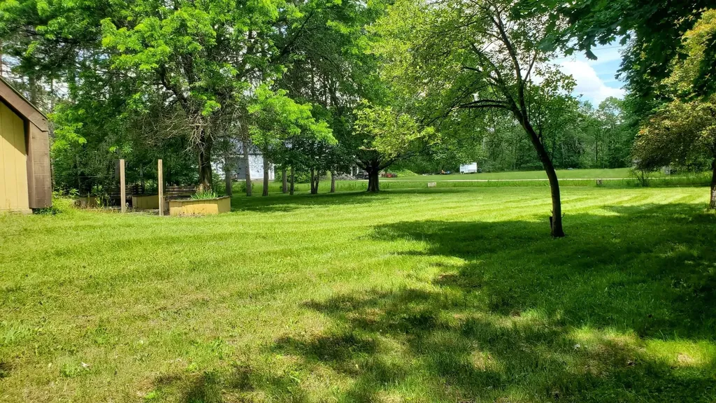2704 W Deerfield Road Deerfield Township MI 48858