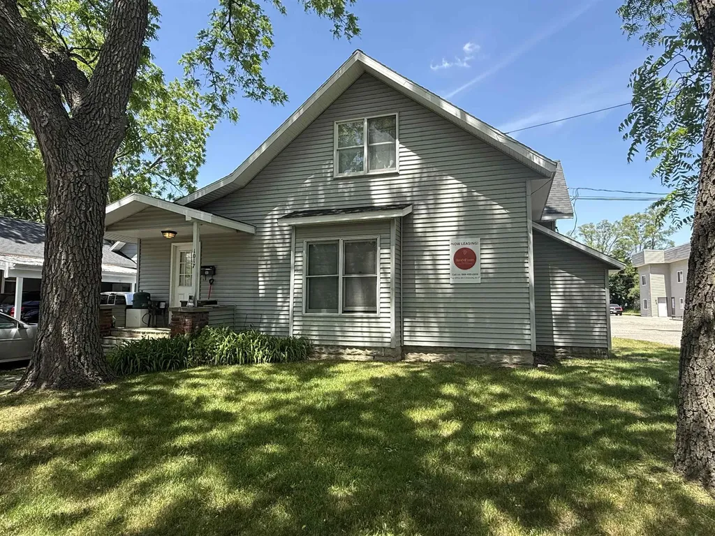 1019 E Broadway Street Mt. Pleasant City MI 48858