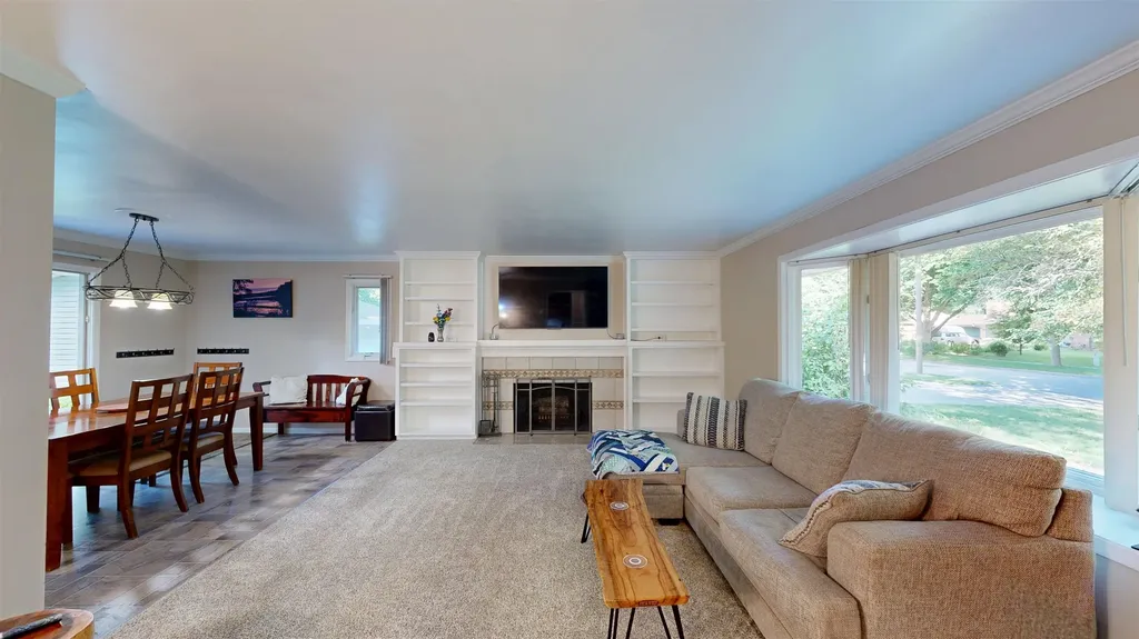 614 W Meadowbrook Midland City MI 48640