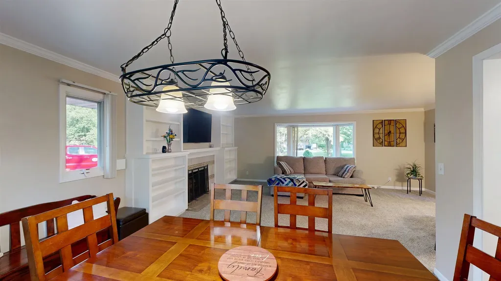 614 W Meadowbrook Midland City MI 48640