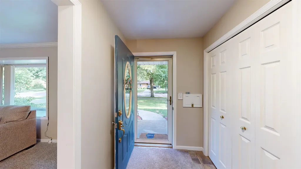 614 W Meadowbrook Midland City MI 48640
